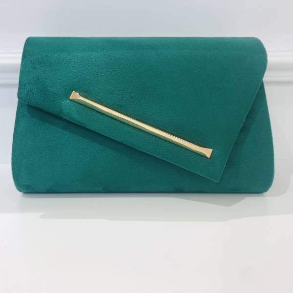 Pochette verte effet suédine pour cérémonie - Boutique Céline d'Al à Bolbec 76210