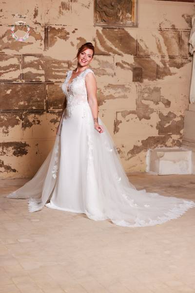 Robe de Mariée Iris traîne amovible - Boutique Céline d'Al proche de Rouen 76000