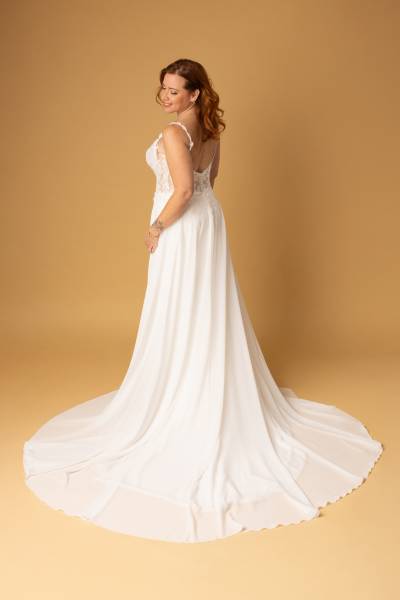 Robe de Mariée Isabella fourreau - Boutique Céline d'Al à Bolbec 76210