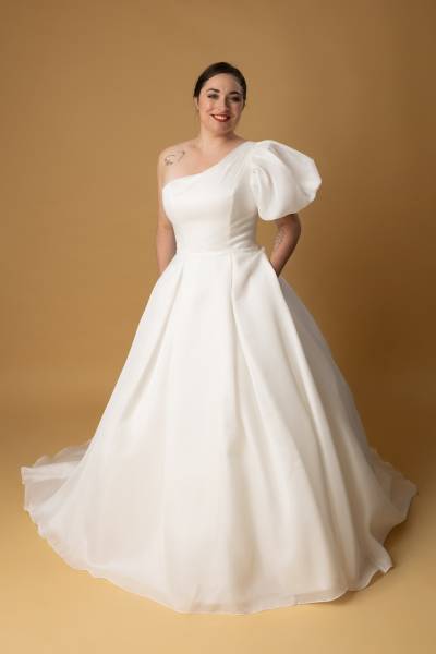 Robe de Mariée Lucia - Boutique Céline d'Al à Bolbec 76210