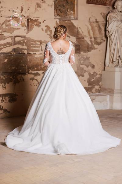 Robe de Mariée Nora dos - Boutique Céline d'Al à Bolbec 76210