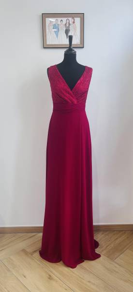 Robe longue bordeaux avec buste en dentelle - Boutique Céline d'Al à Bolbec 76210