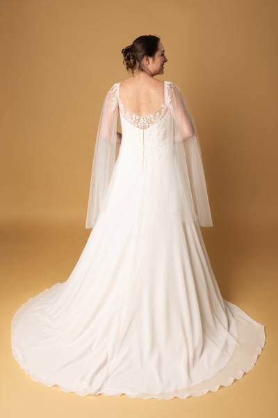 Robe de Mariée Samba traine - Boutique Céline d'Al à Bolbec 76210