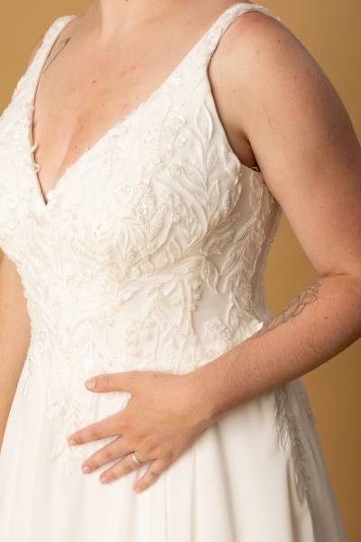 Robe de Mariée Selena détails buste - Boutique Céline d'Al à Bolbec 76210