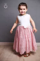 Notre zone d'activité pour ce service Vente de robes de demoiselles d'honneur pour cérémonie mariage ajusté et élégant en boutique de mariage